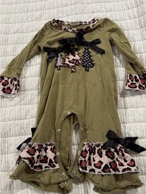 Olive Green Girls' One-Piece Romper with Leopard Trim